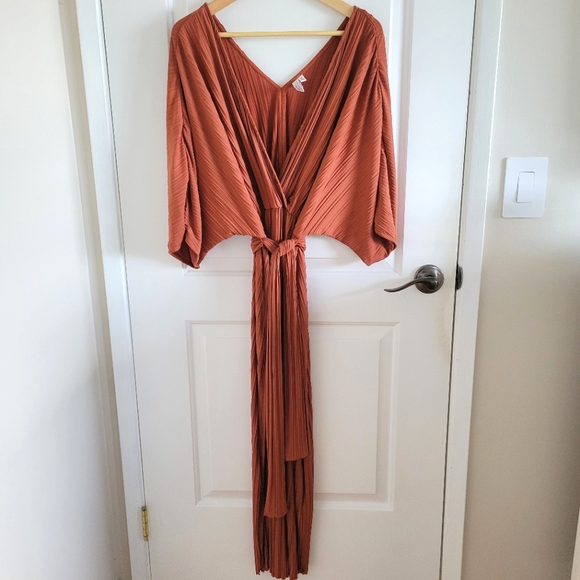 & Other Stories Plisse Belted Pleated Dress Sz 6 - Picture 2 of 7